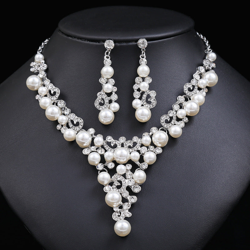 Charming Floral Pearl Necklace and Earrings Set for Women in Alloy with Electroplated Finish and Irregular Design