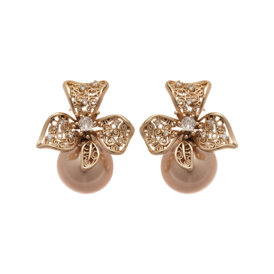 Elegantes aretes de perlas y circonitas cúbicas con diseño floral, hechos de latón con postes de acero inoxidable, para mujer
