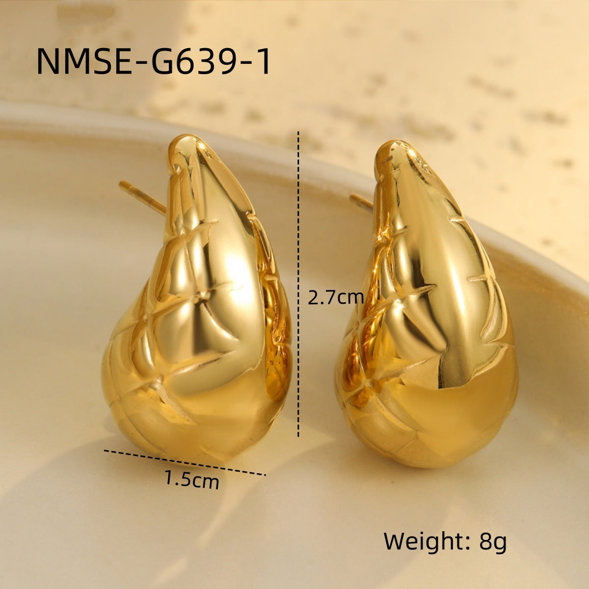Pendientes de botón de acero inoxidable de estilo vintage con baño de oro de 18 quilates y superficie texturizada en forma de gota de agua