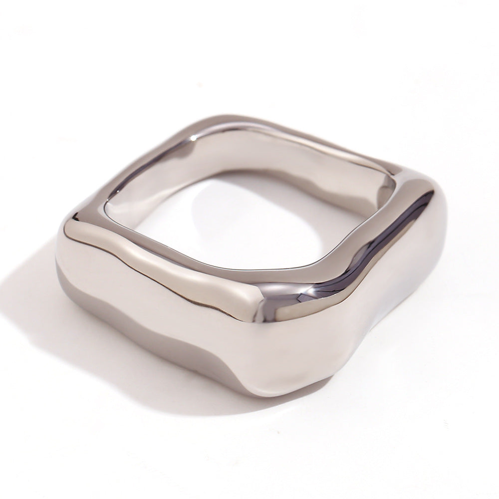 Anello minimalista quadrato geometrico in acciaio inossidabile placcato oro 18 carati da donna