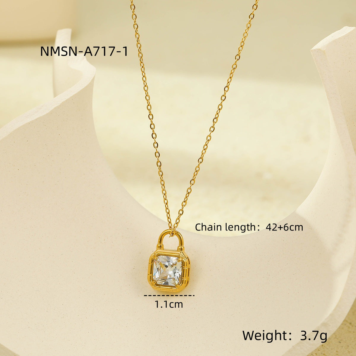 Elegante collar con colgante de circonita con forma de candado de acero inoxidable con chapado en oro de 18 quilates para mujer