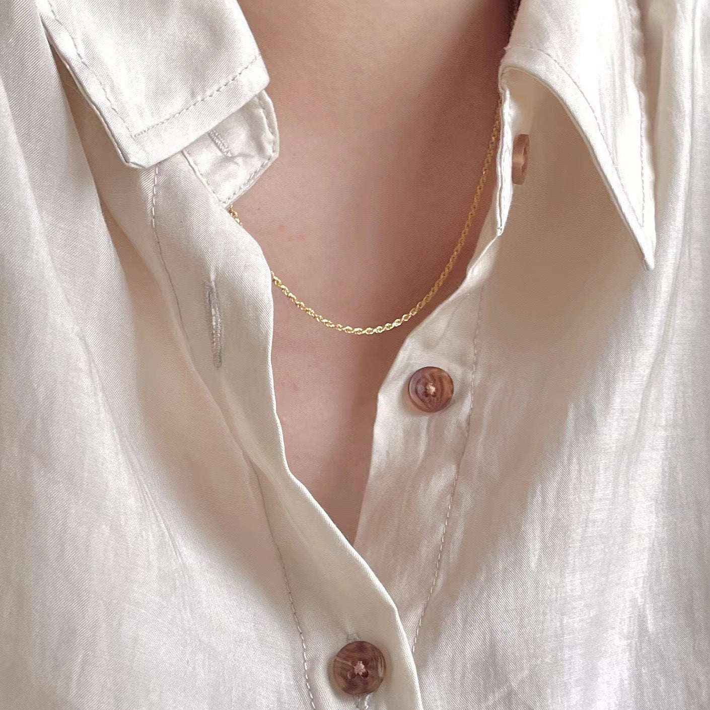 Collar Pendiente Minimalista Retro de Cáñamo Trenzado para Mujeres y Hombres Cadena de Acero Titanio Chapado con Diseño de Cuerda Texturizada