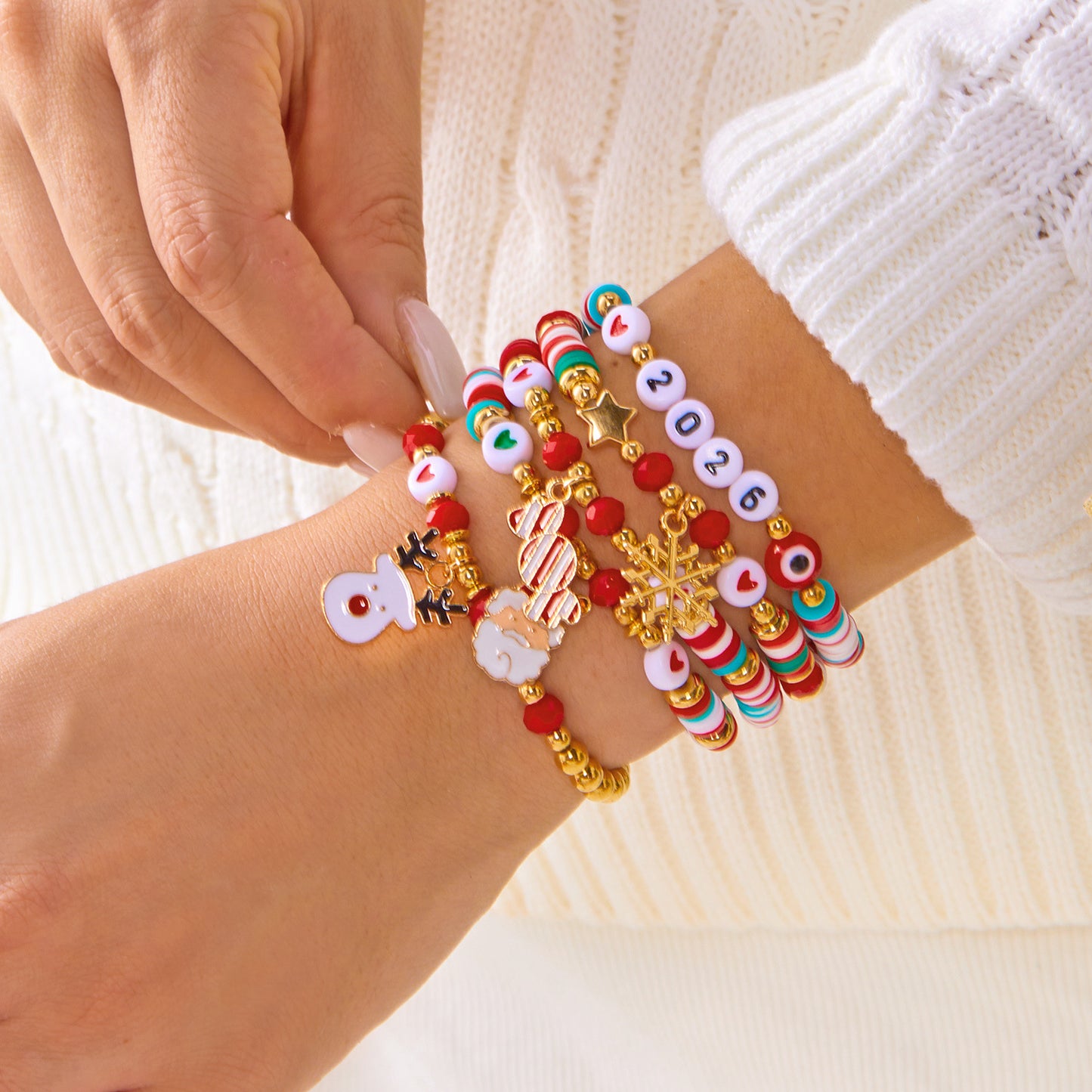 Sweet-Edgy Christmas-Themed Animal-Shaped Alloy Bracelet Set with Electroplated Finish and Elastic Cord