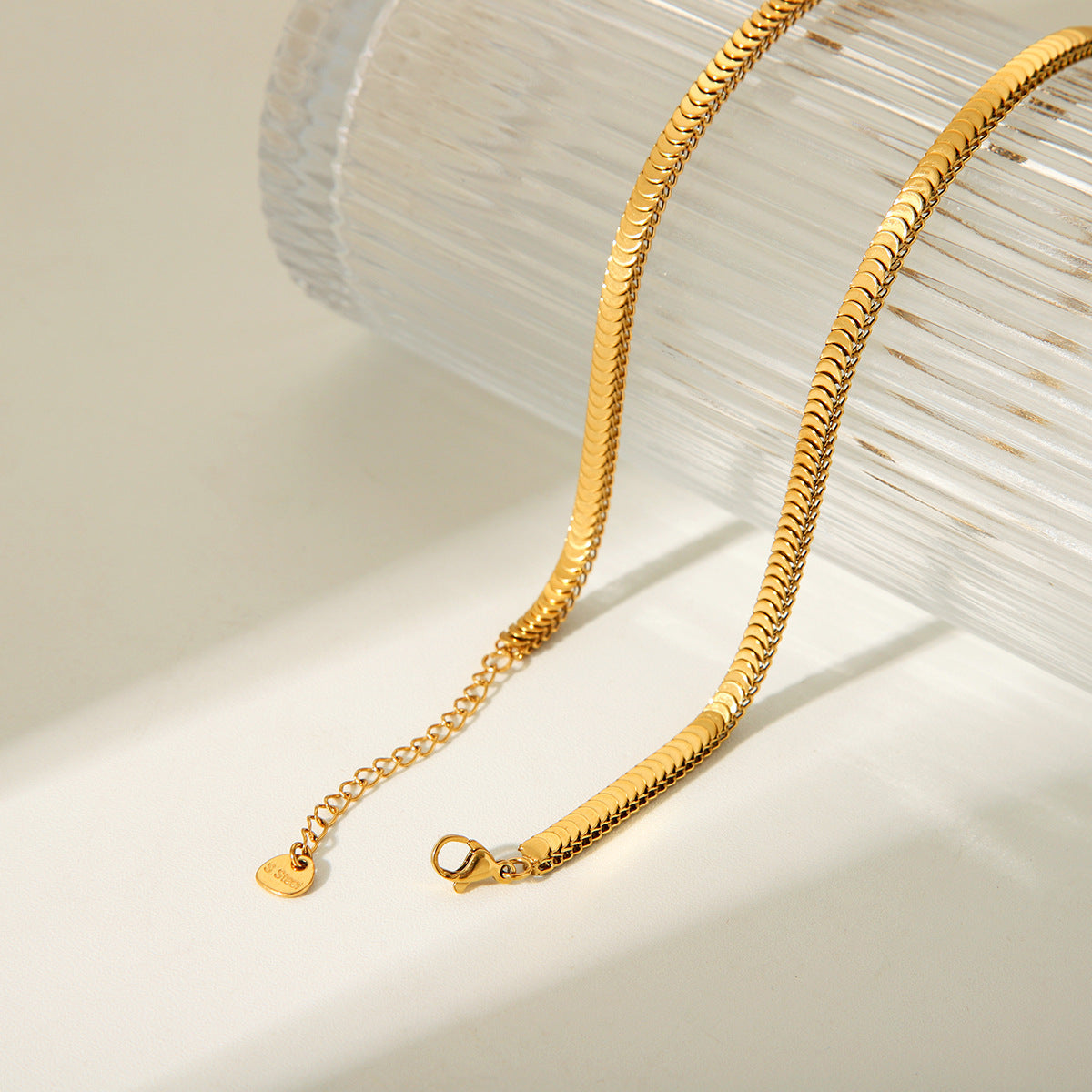 Minimalist Geometric Stainless Steel Curb Chain Necklace for Women with Plated Finish and Luxe Texture