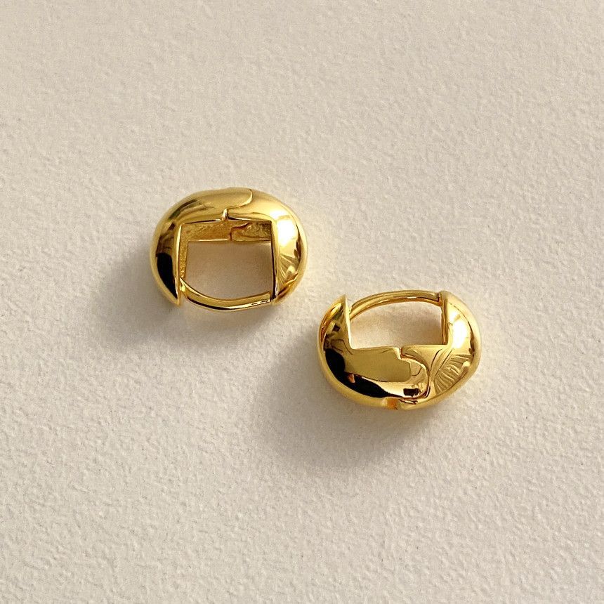 Minimalist Oval-Shaped 925 Sterling Silver Ear Clips with Plated Finish for Women