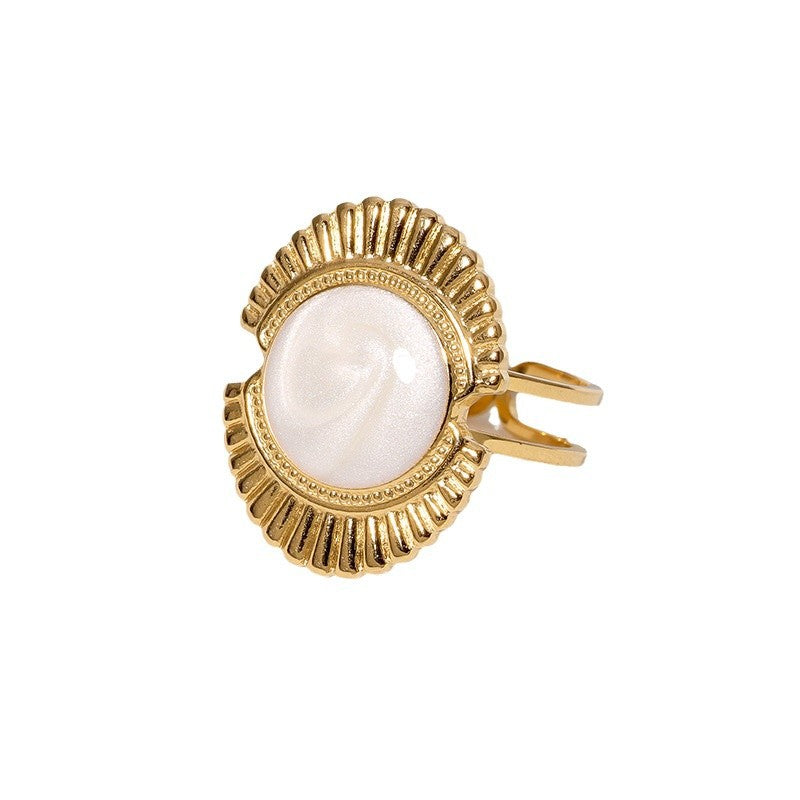 Luxury Vintage Geometric Round 18K Gold Plated Stainless Steel Ring for Women