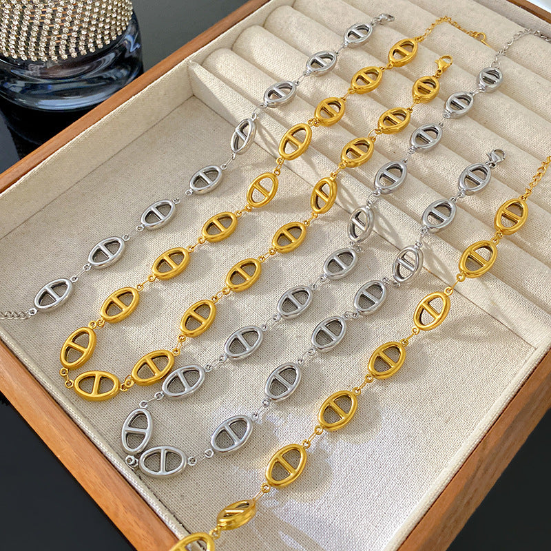 Vintage Sweet Geometric Round Titanium Steel Plated Necklace for Unisex