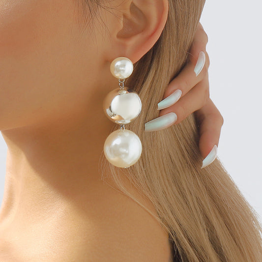 Orecchini pendenti da donna con perle, geometrici, dolci e grintosi, con base in ferro e finitura artigianale