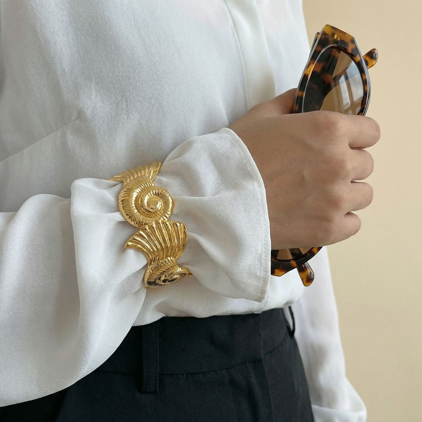 Elegant Geometric Irregular Leaf Wide Open Cuff Stainless Steel Bracelet
