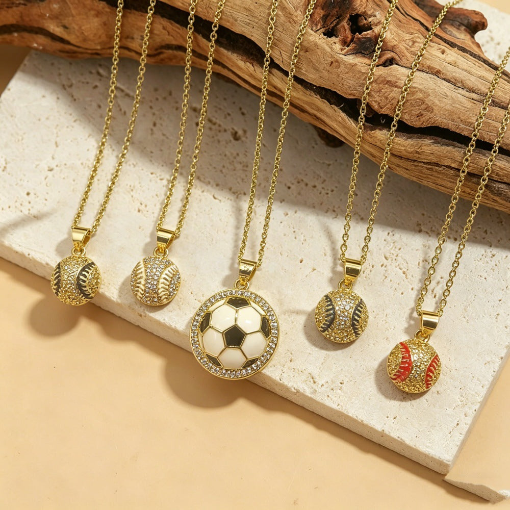 Collana con Pendente da Calcio Lussuosa in Ottone Placcato ad Olio con Zirconia Cubica per Unisex
