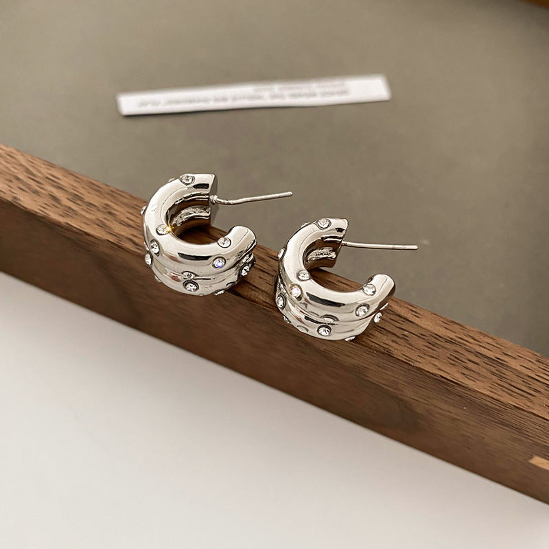 Orecchini da Donna a Cerchio Geometrico in Metallo e a Perno a Cuore, Stile Vintage con Finitura Placcata