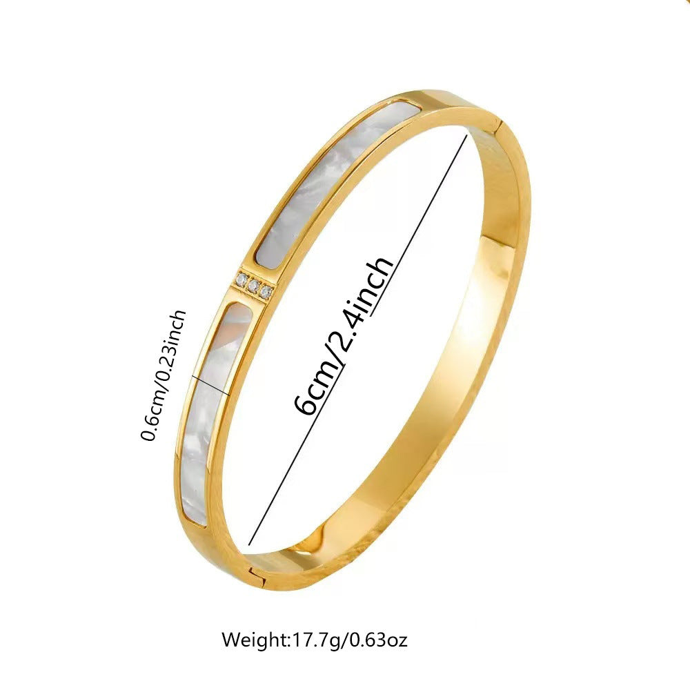 Bracciale Chiodato in Acciaio Inossidabile Placcato Oro 18K Elegante Casual con Madreperla e Zirconi Cubici