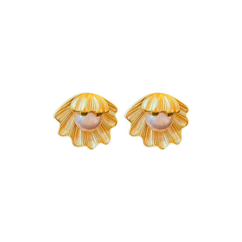 Pendientes de perlas y conchas de estilo vintage de aleación con baño de oro para mujer