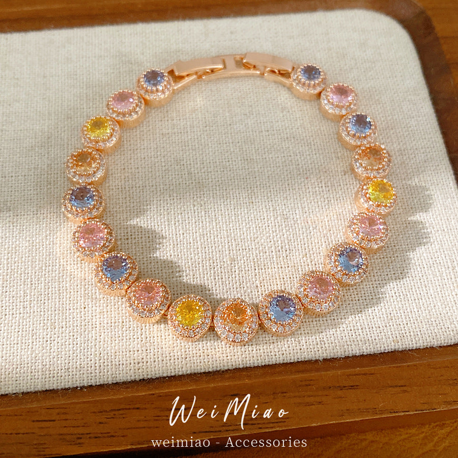 Luxury Elegant Round Geometric Brass Bracelet with Cubic Zirconia Inlay for Women