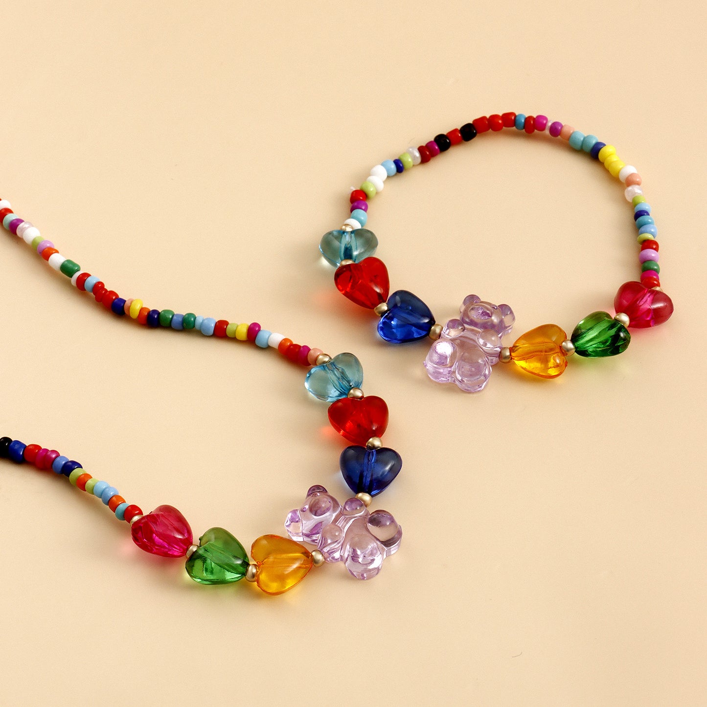 Bohemian Style Colorful Beaded Heart and Bear Pendant Necklace Set for Women with Alloy Material and Plated Finish