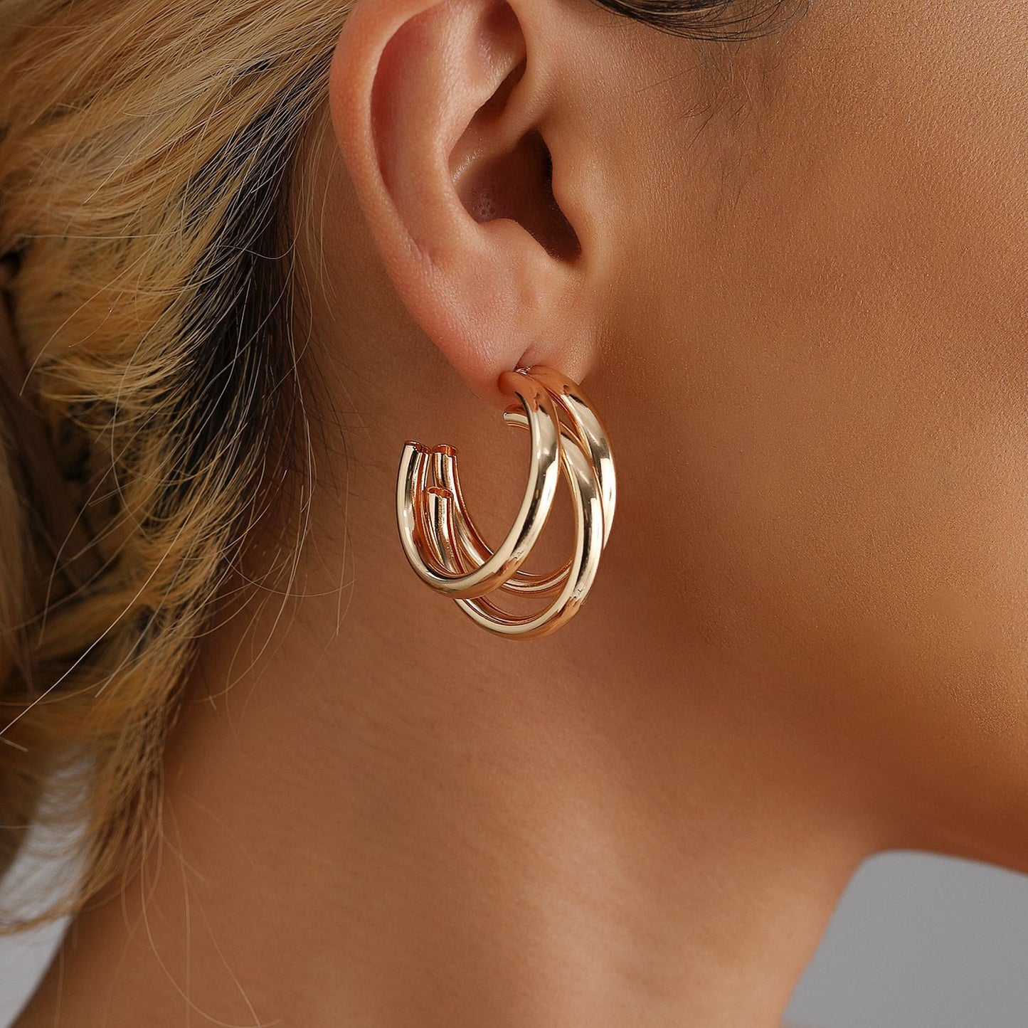 Minimalist Geometric C-Shaped Layered Small Stud Earrings in Zinc Alloy with Electroplated Finish for Women
