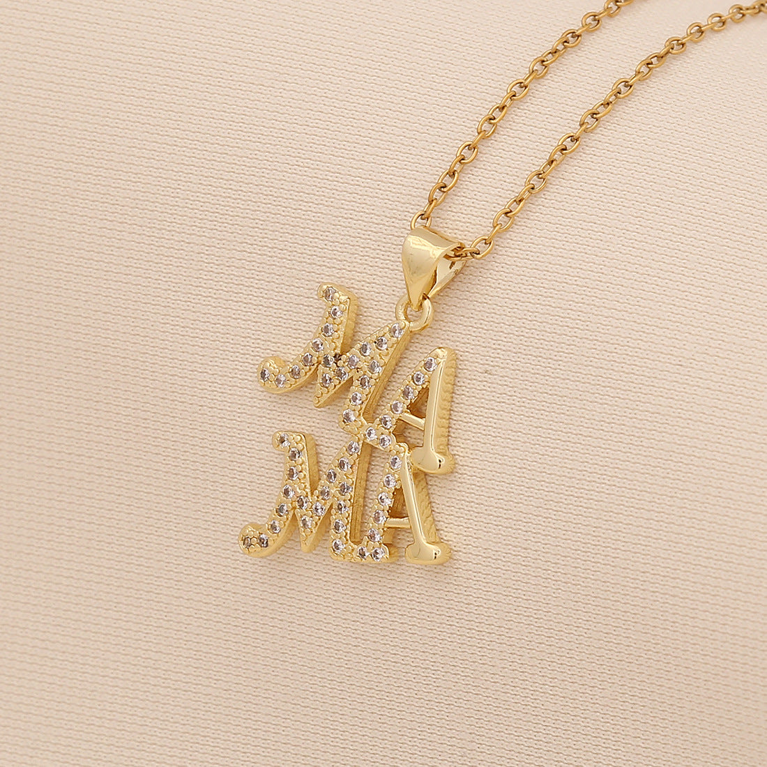 Minimalist Heart-Shaped Stainless Steel Necklace for Women with 'MOM' Letter Pendant and Delicate Clavicle Chain