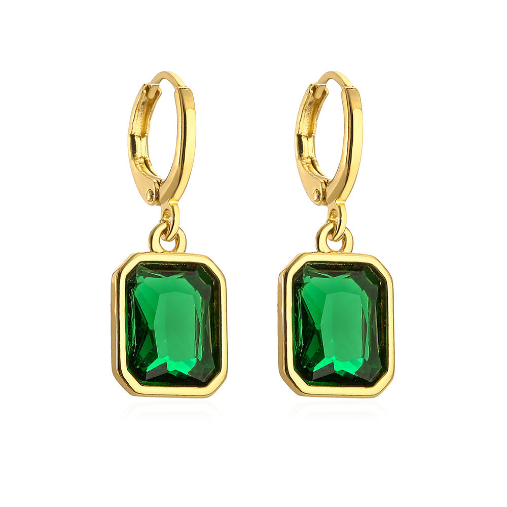 Orecchini a perno geometrici minimalisti in rame con placcatura in oro 18 carati e intarsio di zirconi per donna