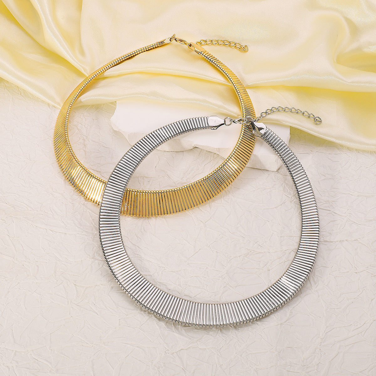 Vintage Punk Geometric Wide Band Choker Necklace for Women