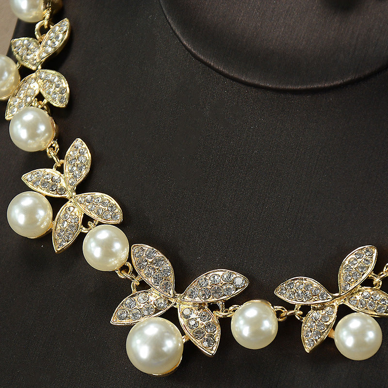 Luxury Floral Pearl Crystal Alloy Plated Curb Chain Necklace and Earring Set for Women