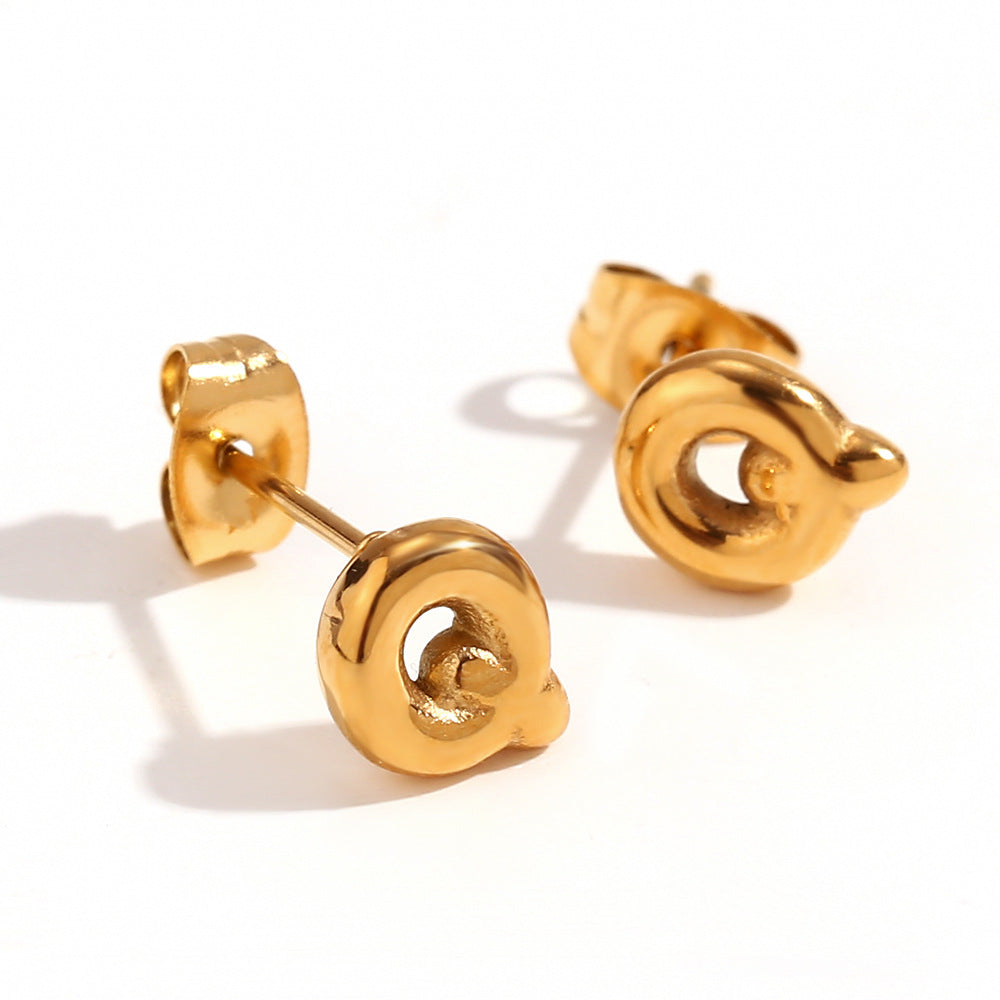 Orecchini a perno da donna con lettera geometrica moderna minimalista in acciaio al titanio placcato oro 18K