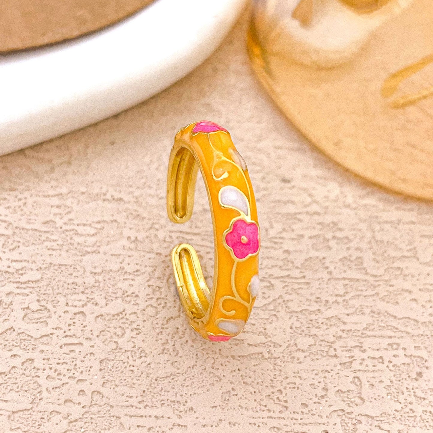 Sweet Elegant Gold Plated Enamel Floral Alloy Ring for Women