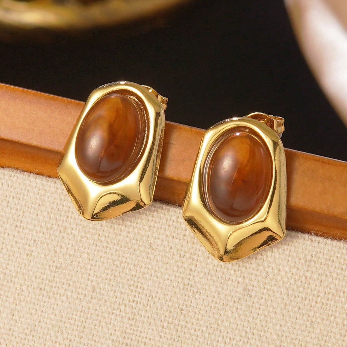 Orecchini pendenti da donna ovali geometrici in acciaio inossidabile lucido, in stile vintage, con occhio di tigre