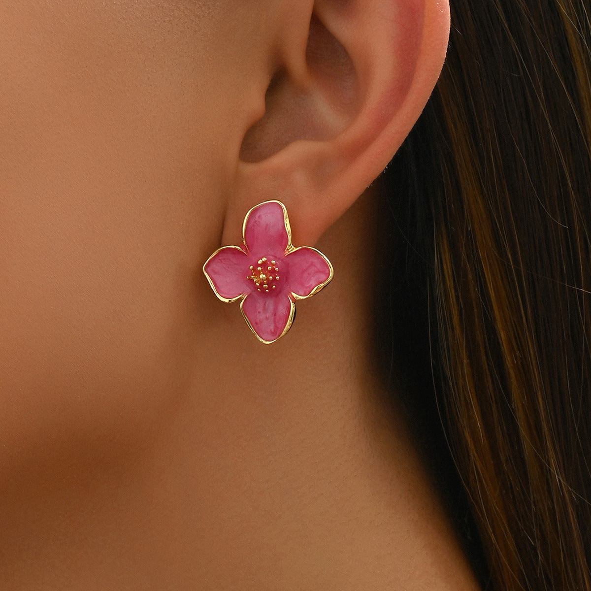 Pendientes de aleación con diseño floral geométrico, esmalte y forma de tachuela para mujer