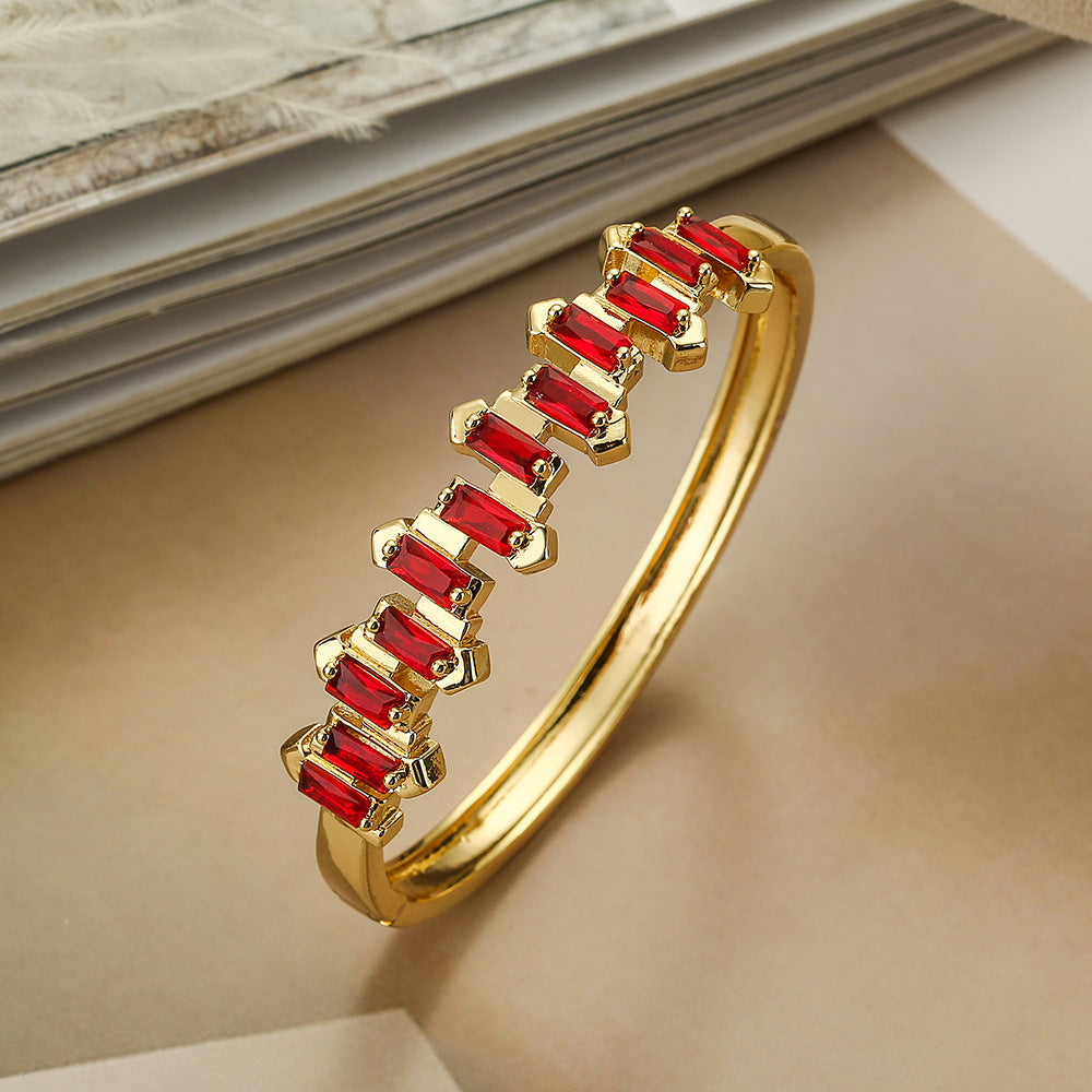 Vintage-Style Geometric Cuff Bracelet for Women Made of Copper with Micro-Pave Zirconia