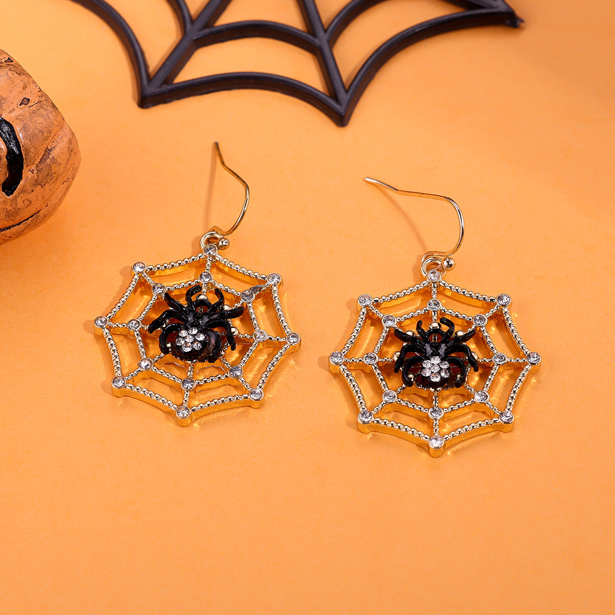 Juego de pendientes de Halloween estilo dibujos animados con diseño de calabaza, aretes de aleación y postes de acero inoxidable para mujer