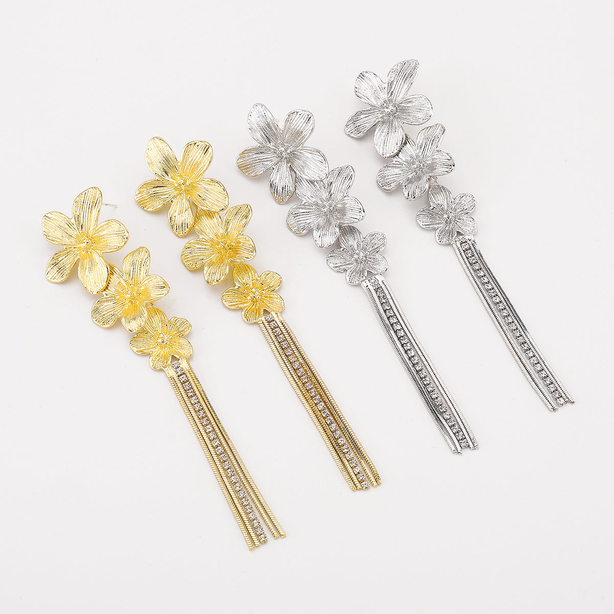 Pendientes de borla florales de lujo para mujer con incrustaciones de diamantes de imitación y base de aleación