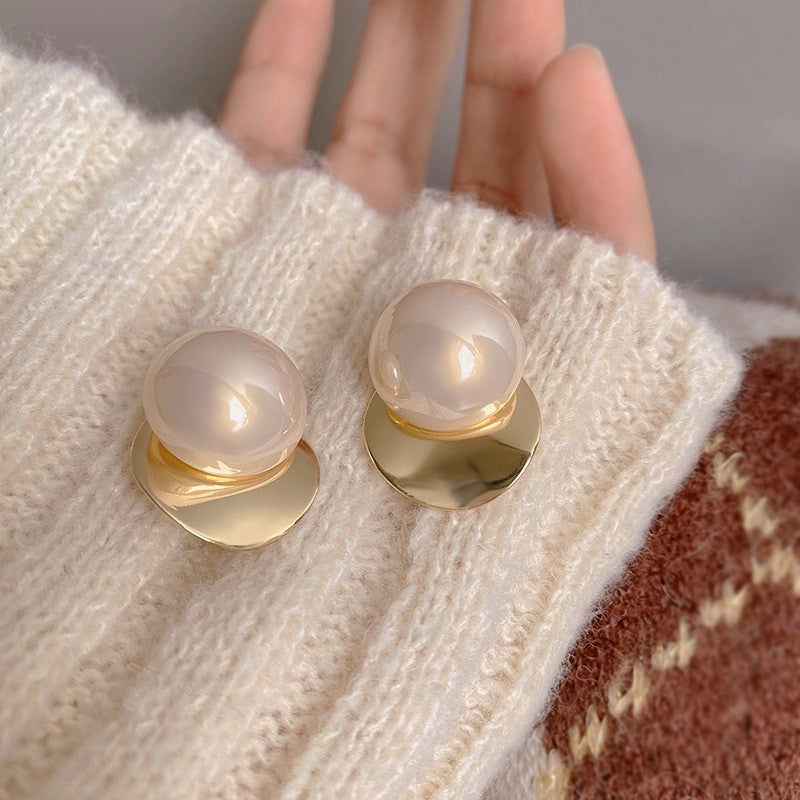 Orecchini a perno con perle stile vintage francese elegante con perni in acciaio placcato per donna, uso quotidiano, design rotondo geometrico minimalista, look di lusso