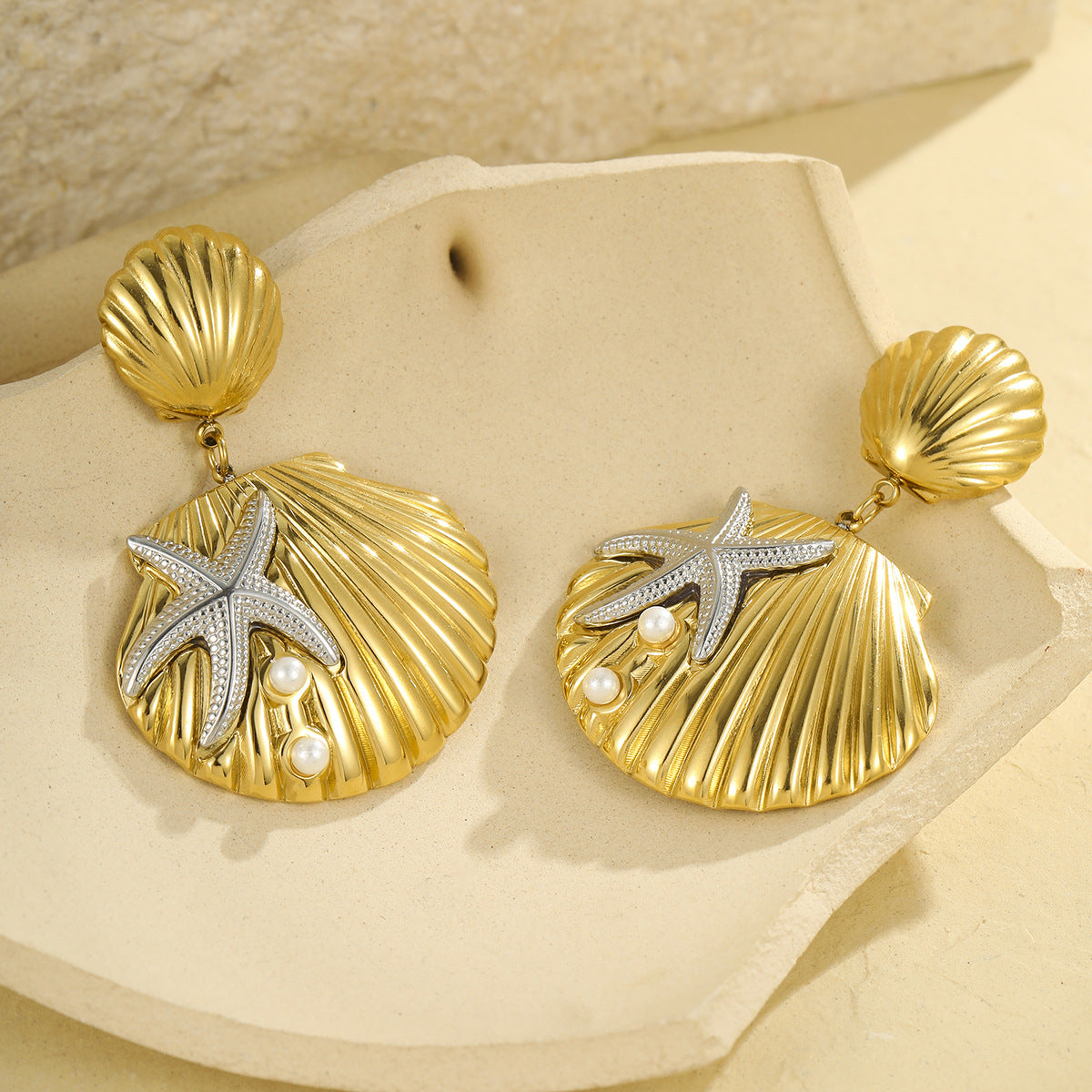 Fashionable Ocean-Inspired Starfish Pearl and Shell Stud Earrings in Stainless Steel with Plated Finish for Women