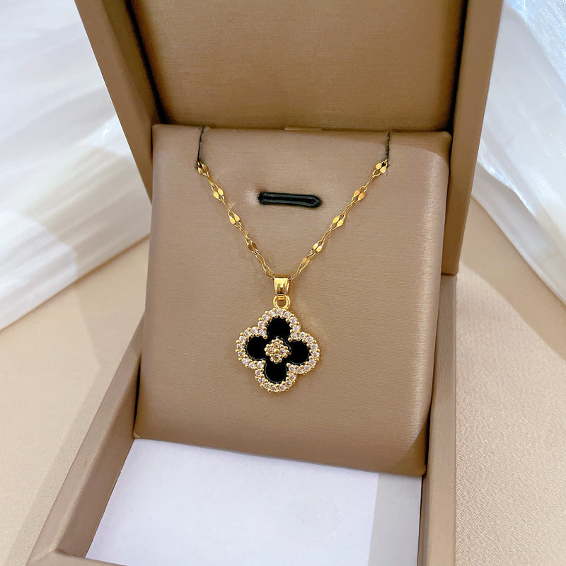 Luxury Clover Flower Rhinestone Pendant Necklace in Titanium Steel Geometric Style for Unisex