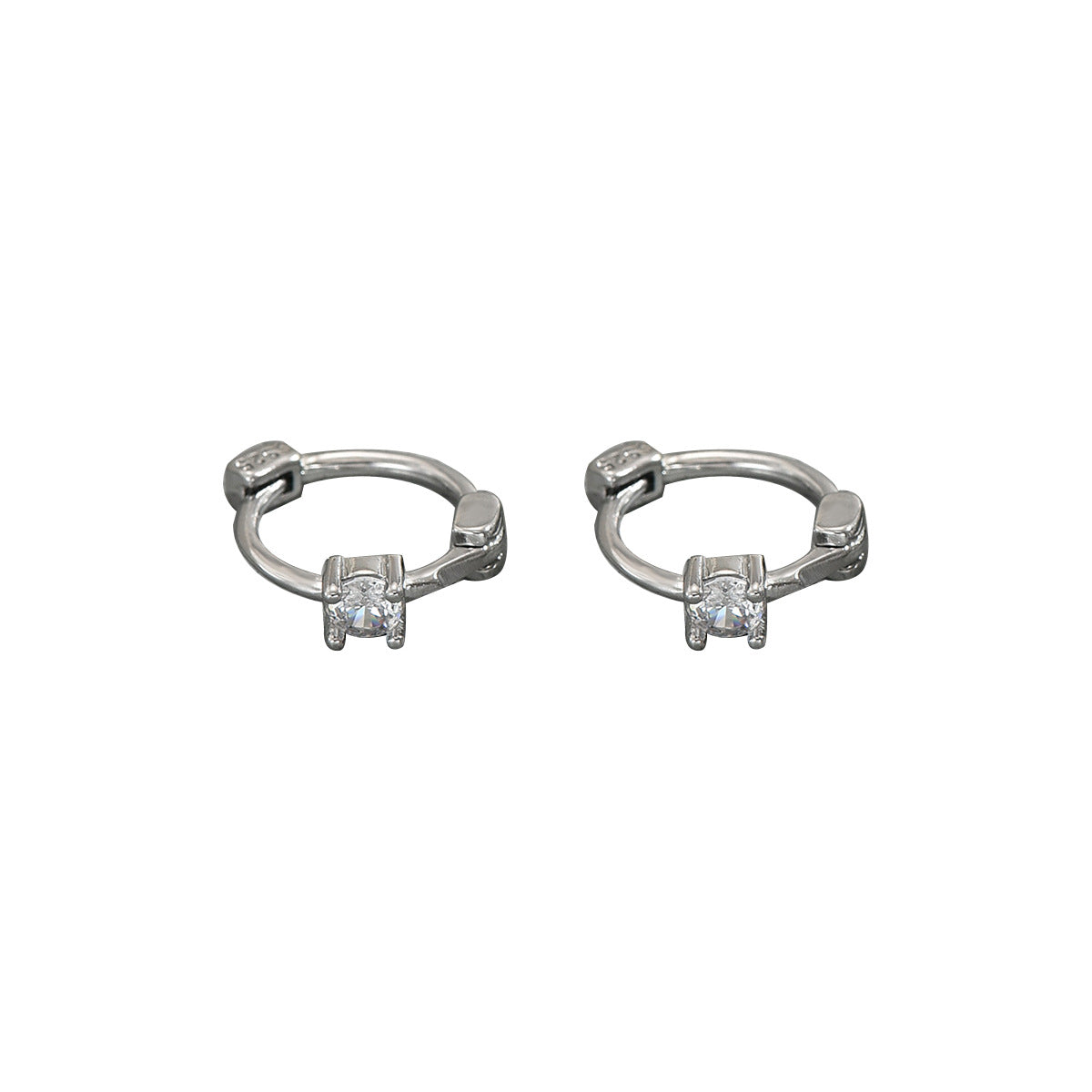 Pendientes Minimalistas Geométricos para Mujer con Incrustaciones de Circones sobre Base de Cobre y Postes de Acero Inoxidable