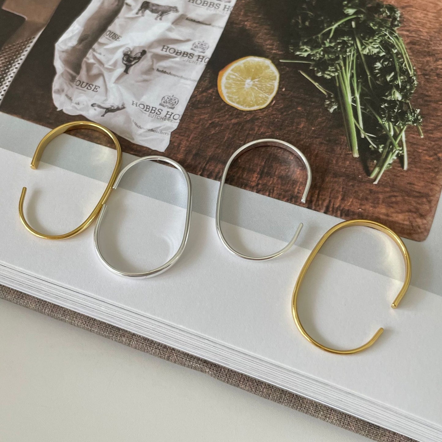 Minimalist U-Shaped Geometric Hoop Earrings in 925 Sterling Silver with Pearl Inlay