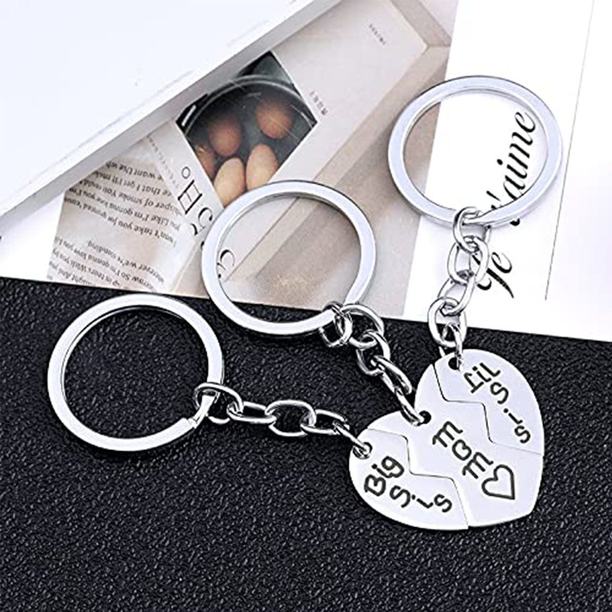 Minimalist Stainless Steel Plated Letter Puzzle Keychain for Mom Big Sis Lil Sis Daughter Birthday Gift