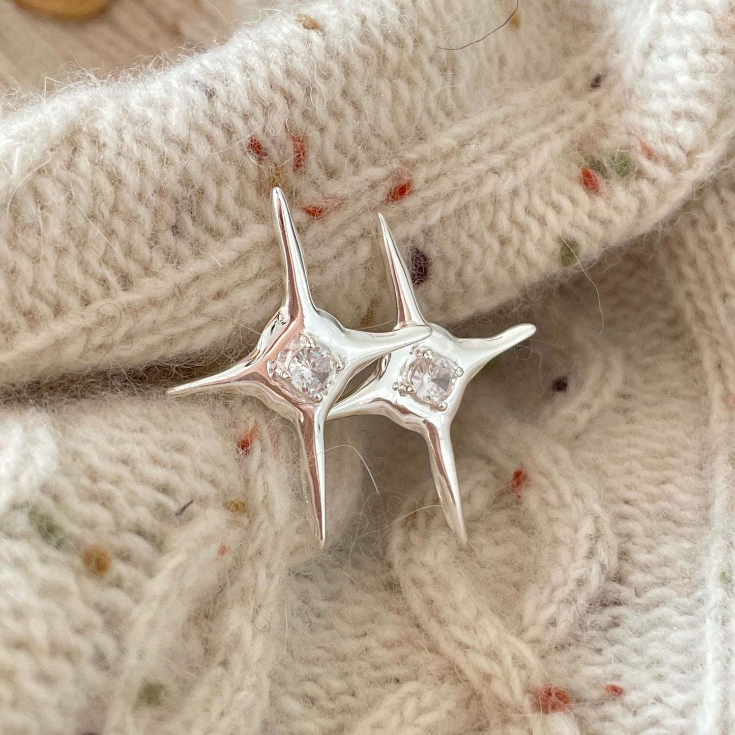 Orecchini pendenti a stella minimalisti in argento sterling 925 da donna con intarsio in perla