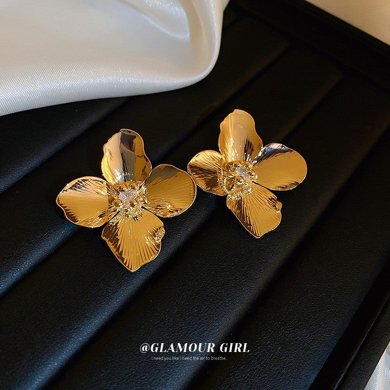 Vintage Geometric Metal Stud Earrings with Round Pearl Accents and Silver-Plated Posts for Women