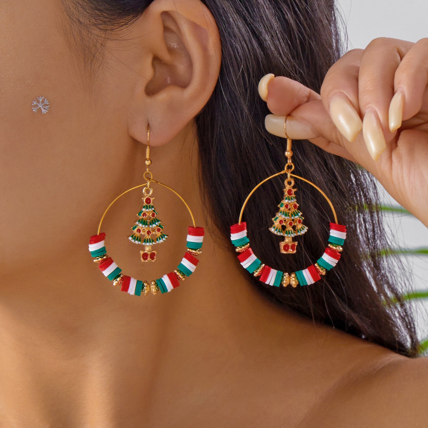 Pendientes de aro con colgante de campana con temática navideña en aleación con acabado galvanizado para regalos festivos de fin de año