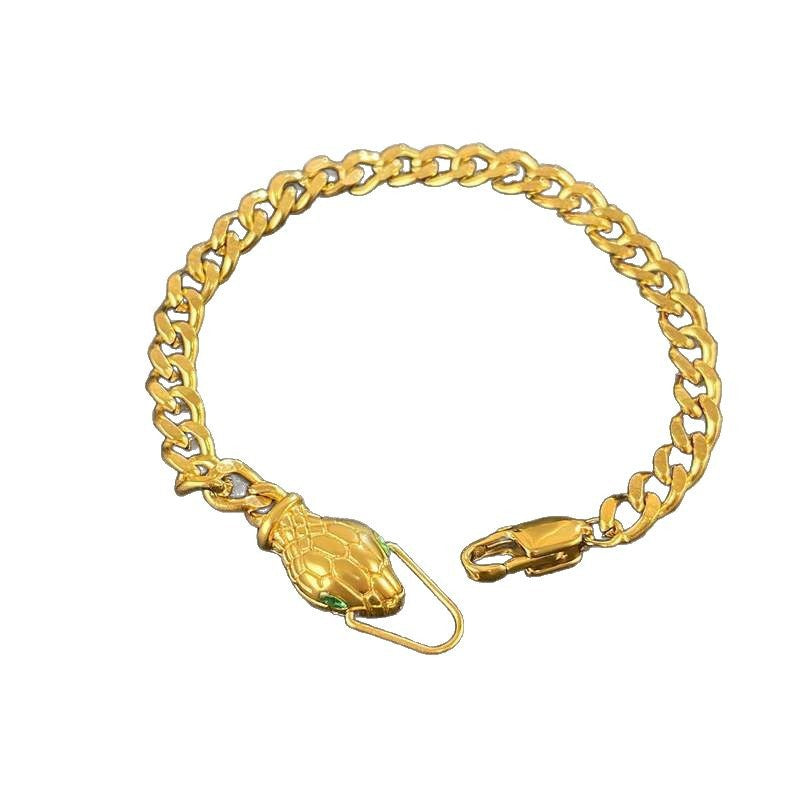 Original Design Heart and Butterfly Shaped Titanium Steel Bracelet with Gold Plating Cuban Chain for Women