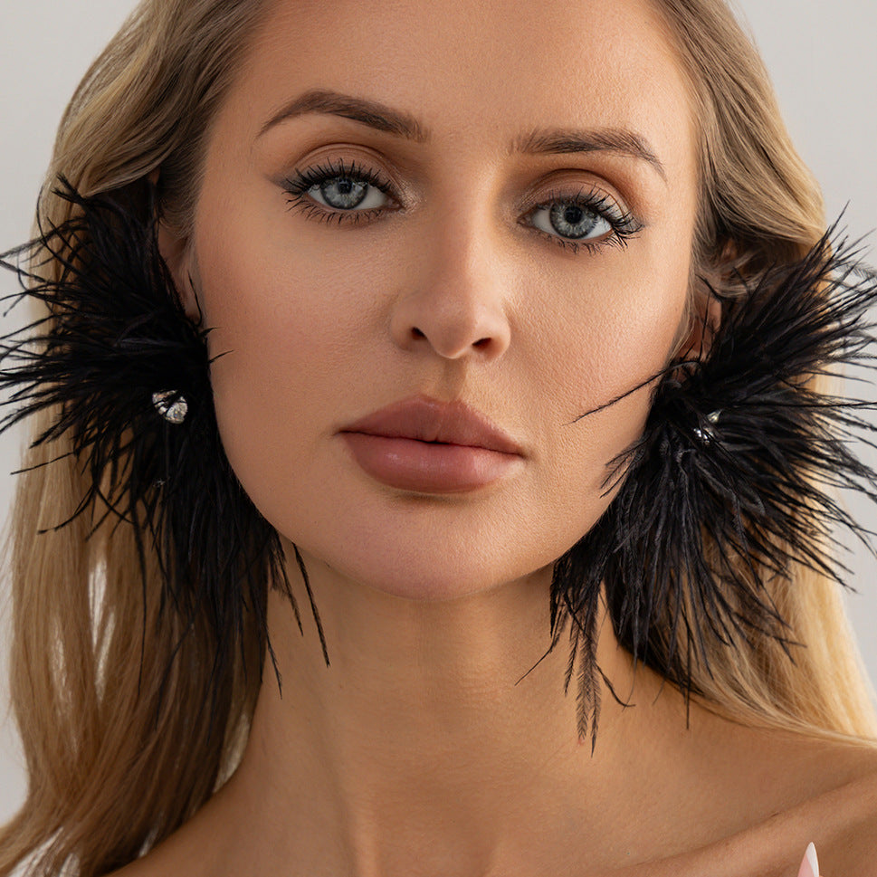 Sweet Geometric Feather Rhinestone Inlay Earrings for Women