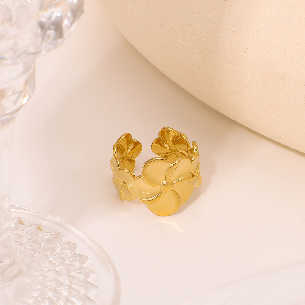 Minimalist Oval Stainless Steel Ring with Gold Plating and Smooth Surface for Women