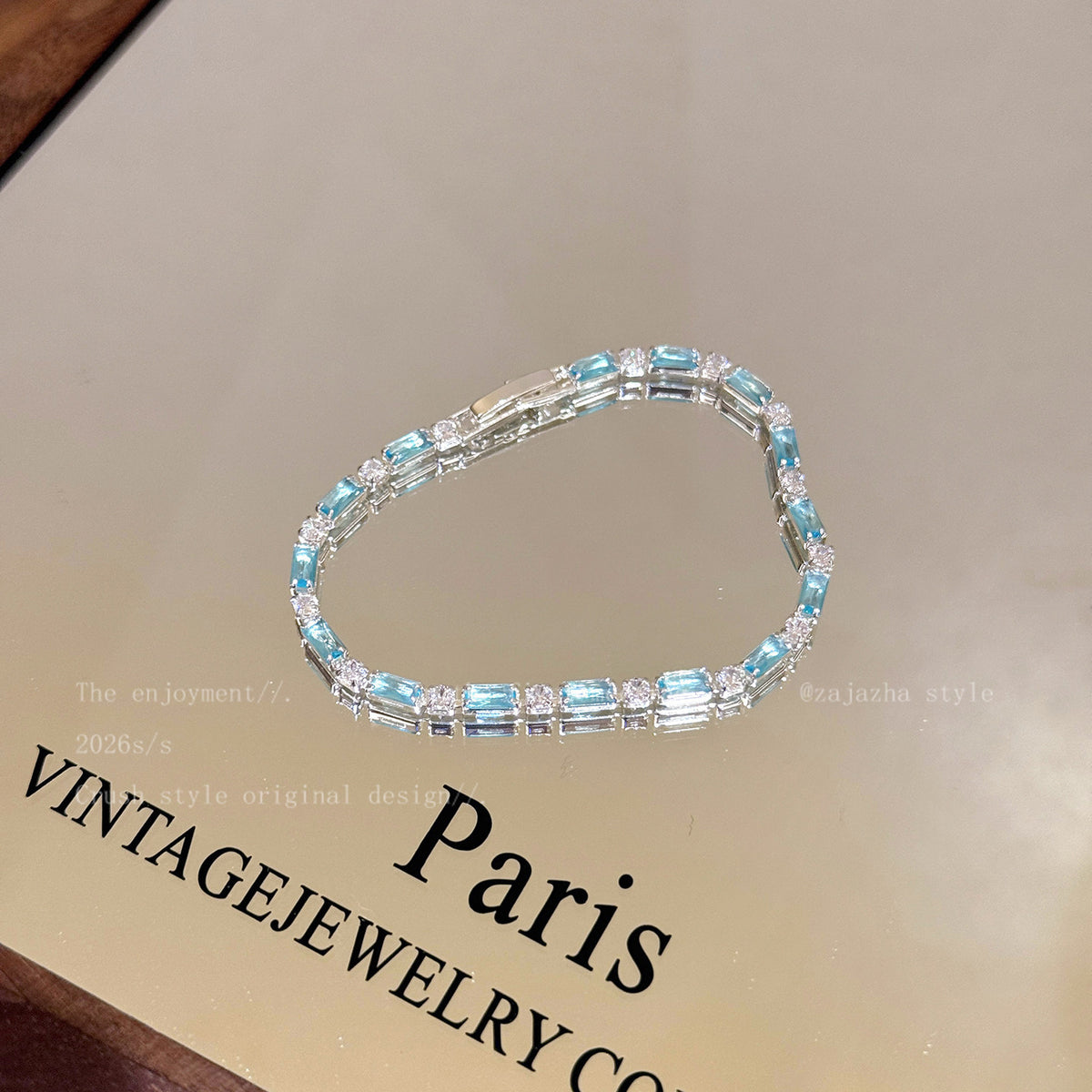Luxury Elegant Geometric Plated Bracelet with Cubic Zirconia for Women