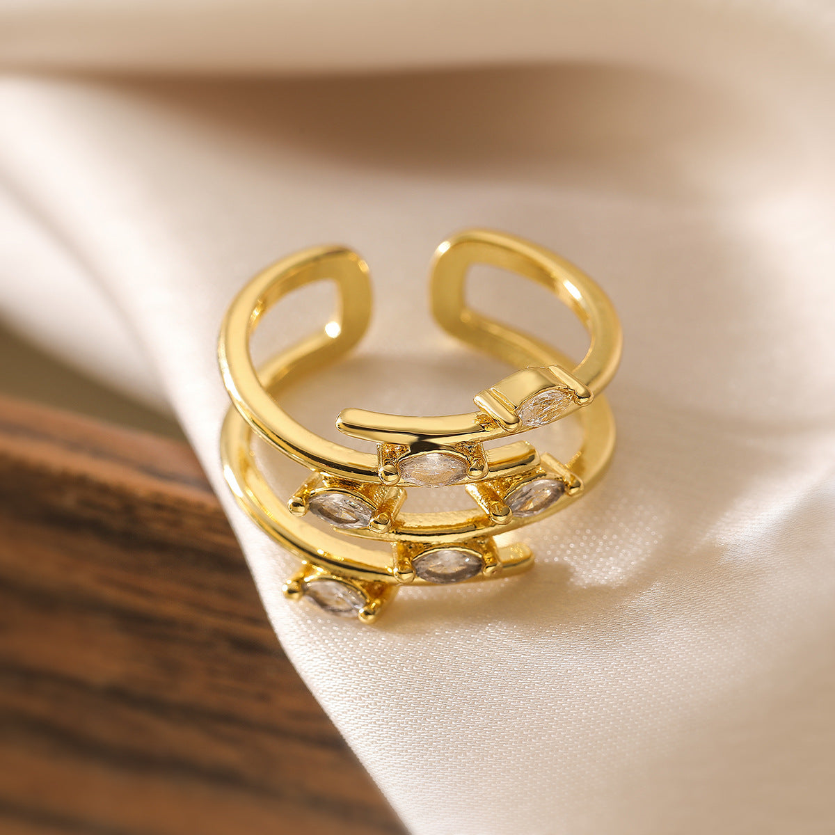 Minimalist Irregular Geometric Copper Ring with 18K Gold Plating and Zircon for Women