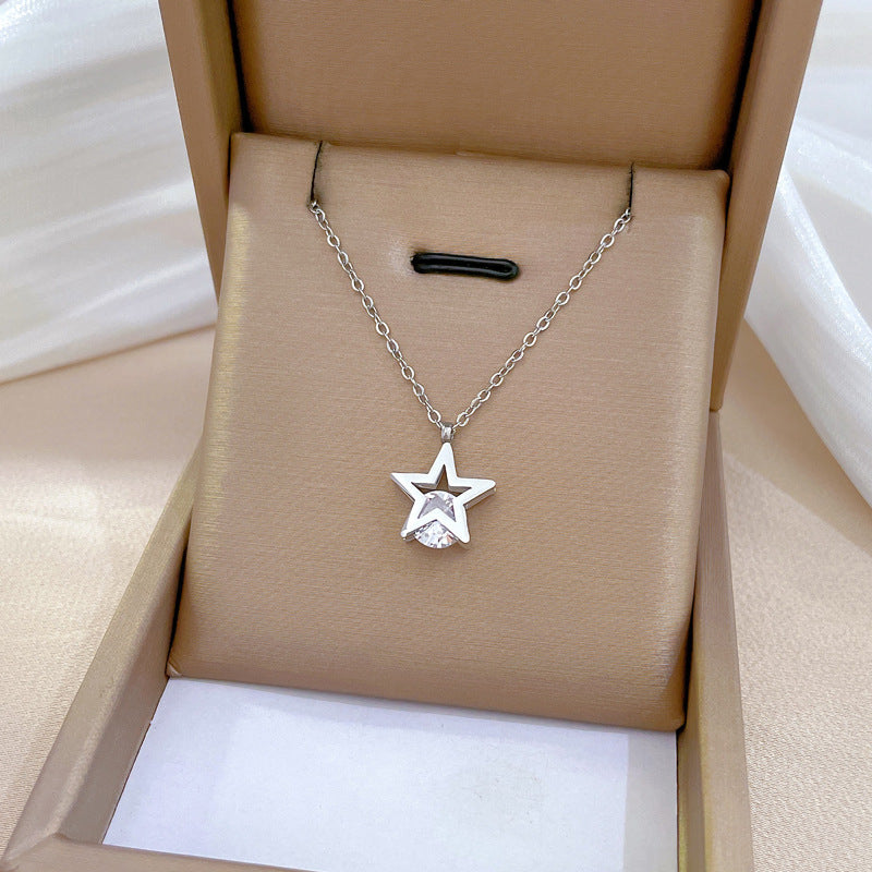 Collana Minimalista con Pendente a Stella a Cinque Punte in Acciaio al Titanio con Intarsio di Zirconi per Donna, Catena alla Clavicola di Moda