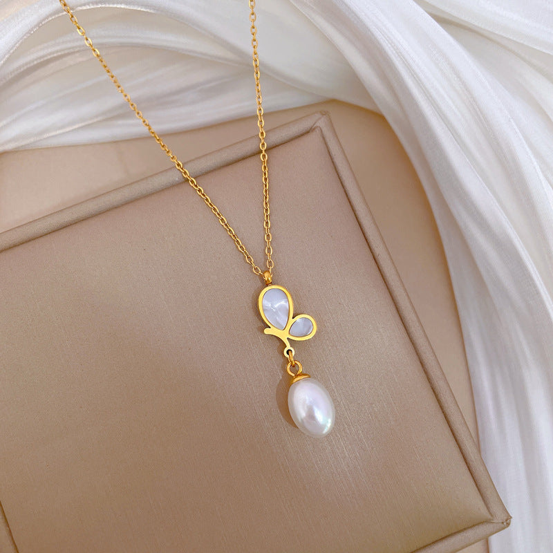 Collana con Ciondolo a Farfalla Minimalista in Acciaio al Titanio con Placcatura in Oro per Donna e Uomo