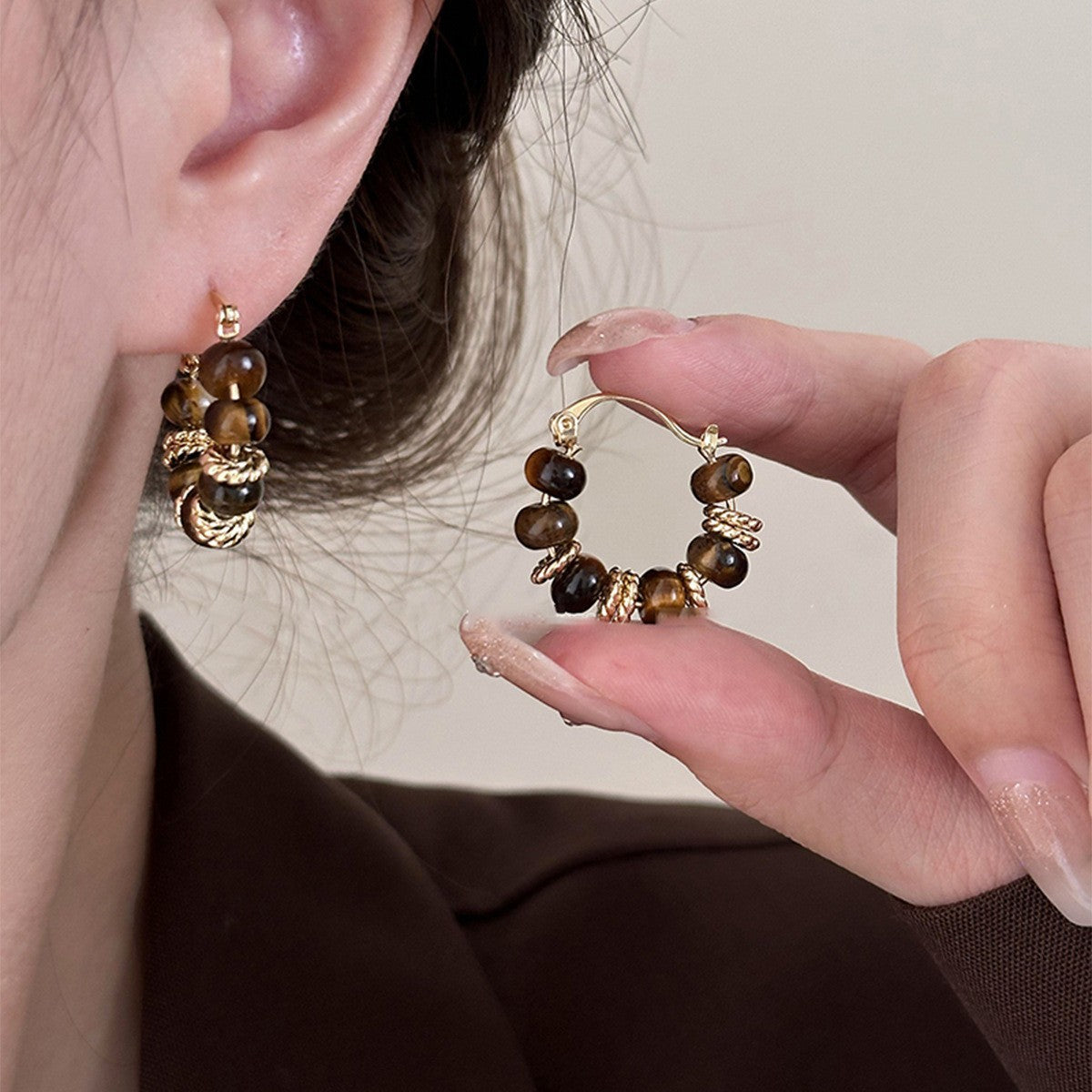 Pendientes de tuerca retro de ojo de tigre geométricos con baño de rodio para mujer, joyería de uso diario minimalista de lujo