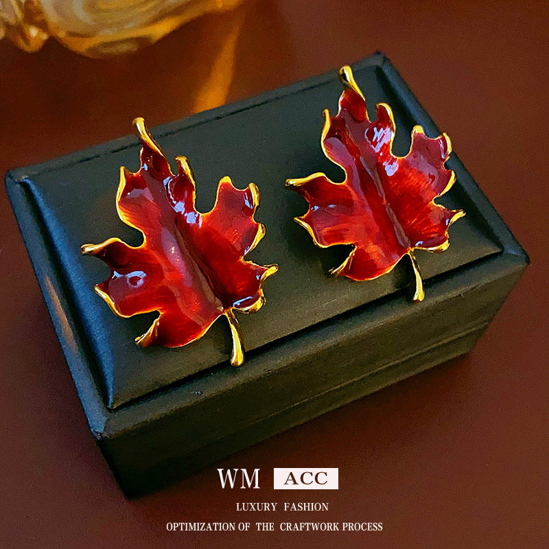 Vintage Floral Leaf Waterdrop Geometric Pearl Stud Earrings with Rhinestone Inlay and Enamel Finish for Women