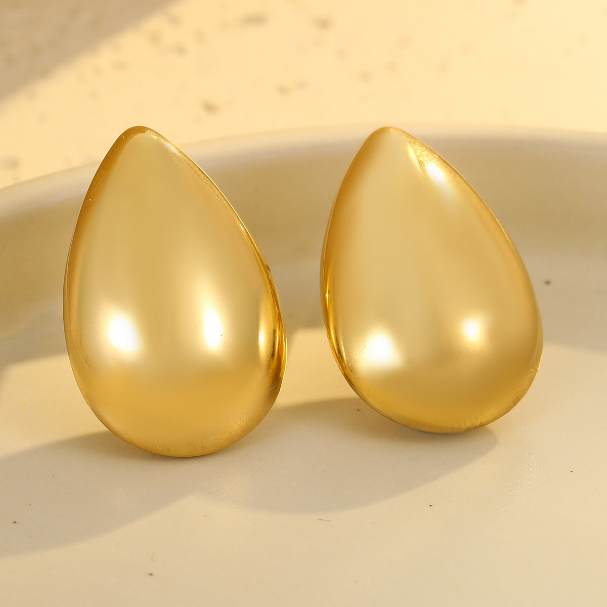 Orecchini a perno geometrici minimalisti in acciaio inossidabile con placcatura in oro 18 carati da donna